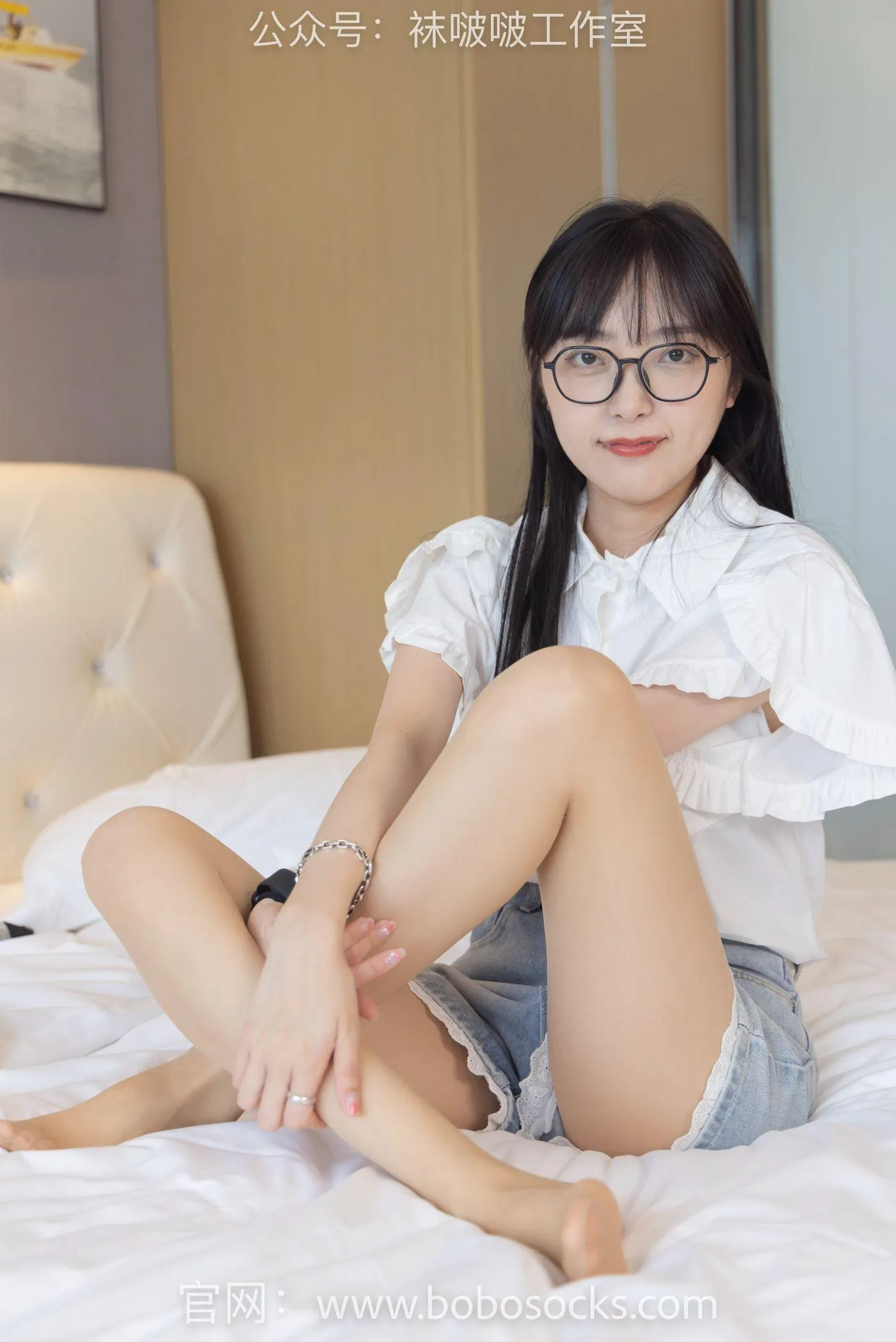 [BoBoSocks袜啵啵]NO.097 稚予-板鞋、玻璃丝短袜、肉丝 [140P]插图1